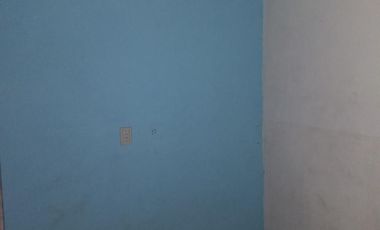 Venta en block de dos locales y cuatro departamentos González catán