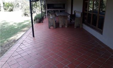 Complejo de Casas de Campo, 5 Has con 4 casas con plieta de natación.