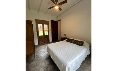 Complejo de Casas de Campo, 5 Has con 4 casas con plieta de natación.