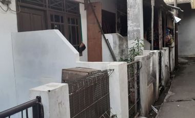 TIDAK BS BULANAN Kontrakan 3 Petak Jl Banteng Kranji