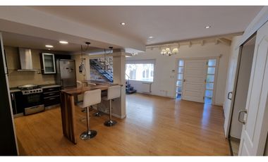 En venta. Moderno chalet de 4 ambientes. Zona Stella Maris