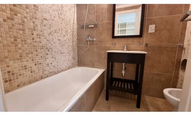 En venta. Moderno chalet de 4 ambientes. Zona Stella Maris