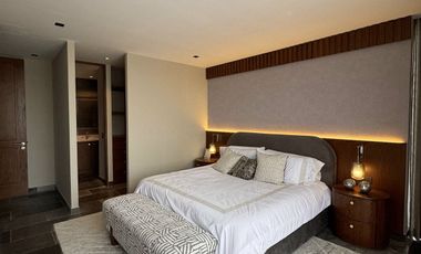 Departamento residencial en venta con terraza, piscina y galería de arte, Mérida