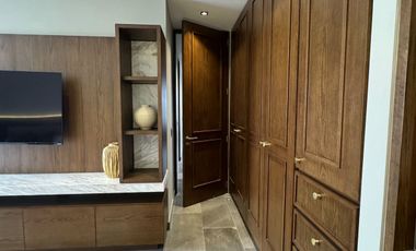 Departamento residencial en venta con terraza, piscina y galería de arte, Mérida