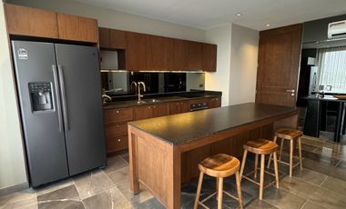 Departamento residencial en venta con terraza, piscina y galería de arte, Mérida