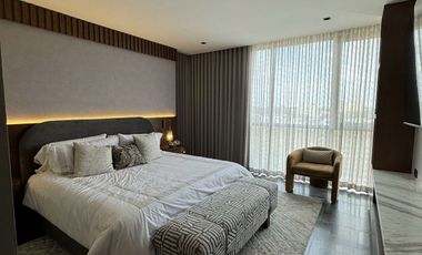 Departamento residencial en venta con terraza, piscina y galería de arte, Mérida