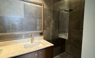 Departamento residencial en venta con terraza, piscina y galería de arte, Mérida