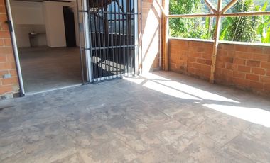 LOCAL EN ARRIENDO UBICADO EN CALDAS SECTOR CENTRO