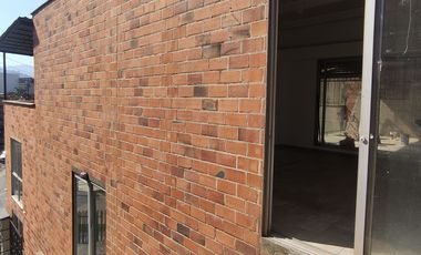 LOCAL EN ARRIENDO UBICADO EN CALDAS SECTOR CENTRO