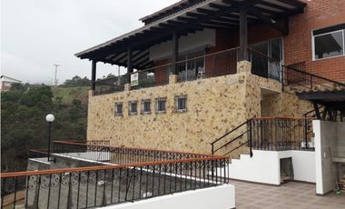 VENDO  CASA CAMPESTRE  DAPA YUMBO
