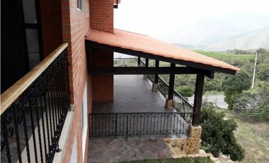 VENDO  CASA CAMPESTRE  DAPA YUMBO