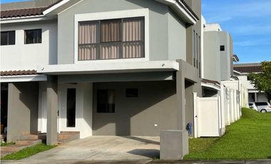 ALQUILER CASA PASEO DEL NORTE