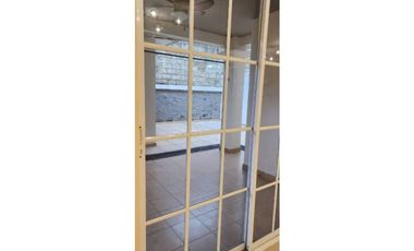 SE VENDE HERMOSA CASA EN ANCON $360,000!!!!!
