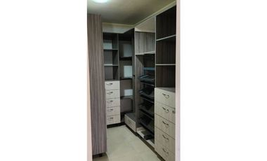 SE VENDE HERMOSA CASA EN ANCON $360,000!!!!!