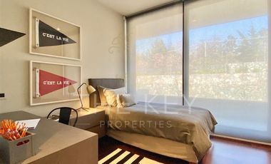 Casa en arriendo de 4 dorm. en Las Condes