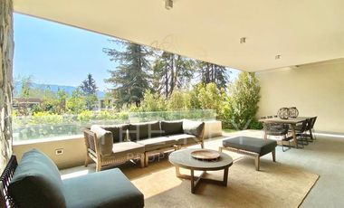 Casa en arriendo de 4 dorm. en Las Condes