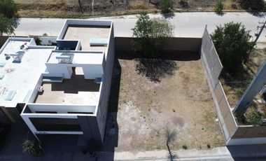 NORPONIENTE EN LORETTA 2 MAGNIFICO TERRENO SUPER UBICADO