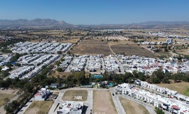 NORPONIENTE EN LORETTA 2 MAGNIFICO TERRENO SUPER UBICADO