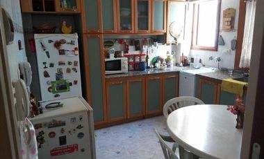 EXCELENTE PH 3 AMBIENTES  AMPLIOS CON BALCÓN  , APTO CRÉDITO.