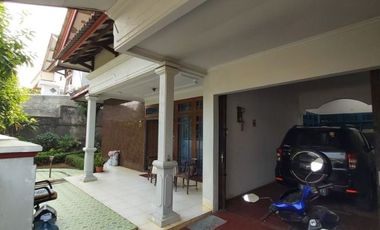 Rumah di Bekasi Barat Bekasi di Jakapermai Kalimalang strategis bebas banjir