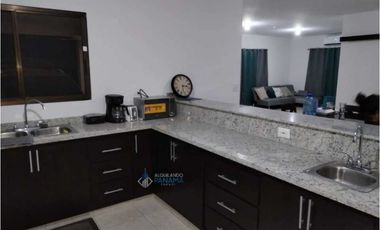 Se alquila residencia amoblada en Algarrobos
