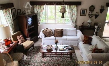 House and lot for sale in Cebu City, Villa Terrace with big lawn with amenties