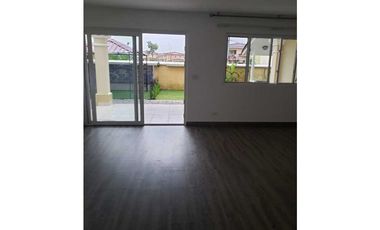 CASA BRISAS DEL GOLF VENTA o ALQUILER