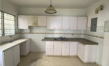 Se alquila casa Condado del Rey