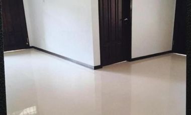 Rumah Hook Klampis Harapan, Strategis Hadap Selatan-Barat (Hook)
