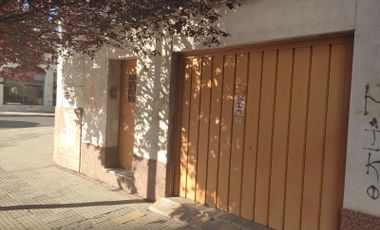 Casa en venta de 3 dormitorios c/ cochera en Universitario