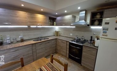 Casa de 6 ambientes + Departamento de 3 ambienres en Colinas de Peralta Ramos
