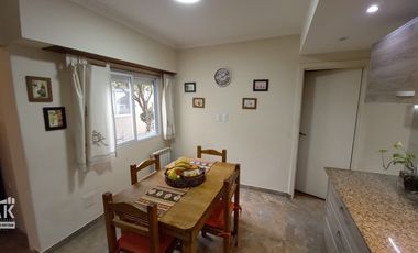 Casa de 6 ambientes + Departamento de 3 ambienres en Colinas de Peralta Ramos