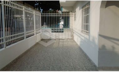 CASA EN VENTA CERCA AL CENTRO - SANTA MARTA