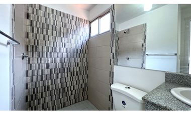 ALQUILO CASA 3 RECMARAS EN VILLAS DE ARRAIJAN SANTILLANA