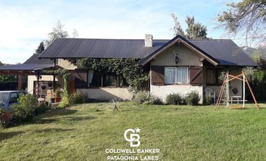 Casa en VENTA - Excelente Oportunidad para desarrollo turístico sobre Av. Bustillo km 12 Bariloche