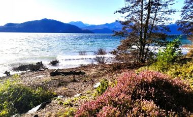 Maravillosa casa orilla Lago Colico