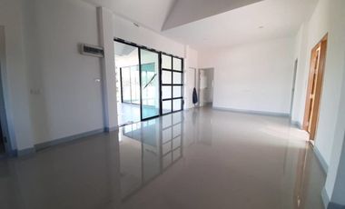 New Build Homes For Sale back up to the Ping River in Chiangmai