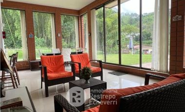 Casa amoblada en conjunto en arriendo, San Bernardo del Viento