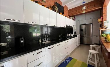 Casa amoblada en conjunto en arriendo, San Bernardo del Viento