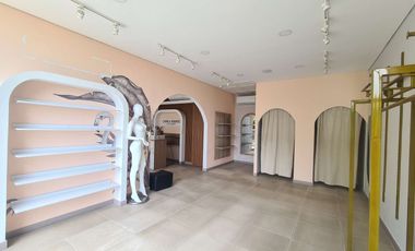 COD. 657 - SE ARRIENDA LOCAL - BARRIO: SAN CARLOS