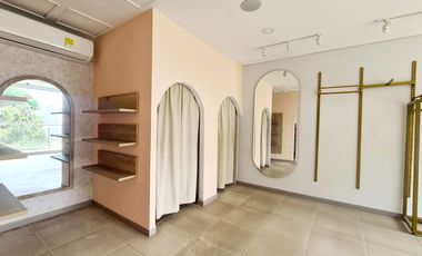 COD. 657 - SE ARRIENDA LOCAL - BARRIO: SAN CARLOS