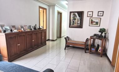 apartamento en venta en laureles. Cod V5994