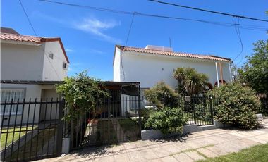 VENTA DUPLEX 3 DORMITORIOS VILLA CARLOS PAZ