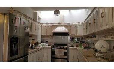 casa en venta con departamentos sector batan san sebastian