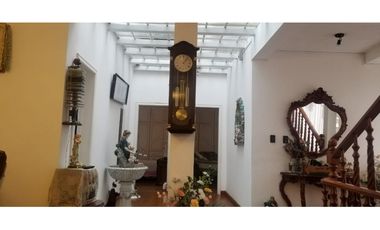 casa en venta con departamentos sector batan san sebastian