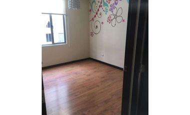departamento en venta en ! Oferta ! Ubicado en la Don Bosco en yanuncay