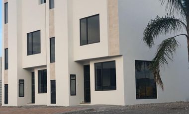 Casa en venta, 120 m2, 3 recámaras, alberca, Sta. Fe LifeStyle, Xochitepec, Mor.