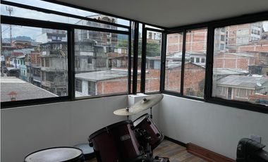 VENTA DE EDIFICIO EN VILLAMARIA, CALDAS
