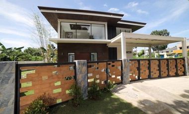 Resort Home With White Sand Beach