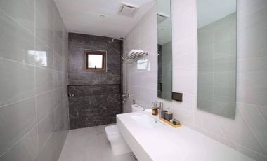 Resort Home With White Sand Beach